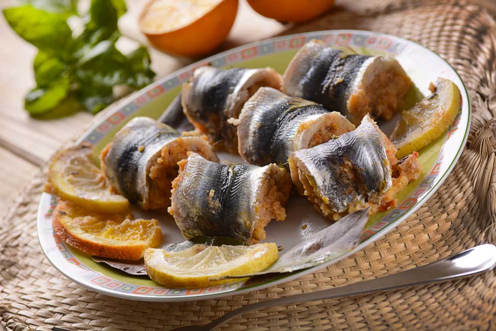 Sale online. Want to buy Sicilian products online as in Sicilian seafood? On Insicilia sells sauce to tuna, curd, sausage and sardines